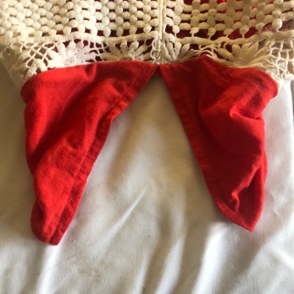 AE Crop Top - Picture 4 of 4